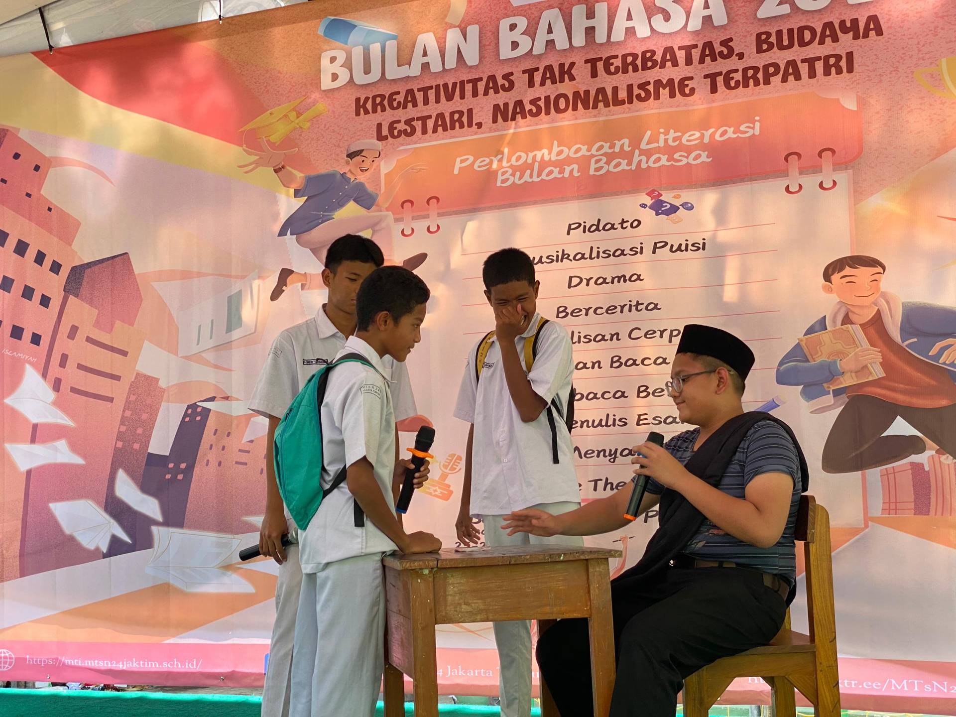 bulan bahasa