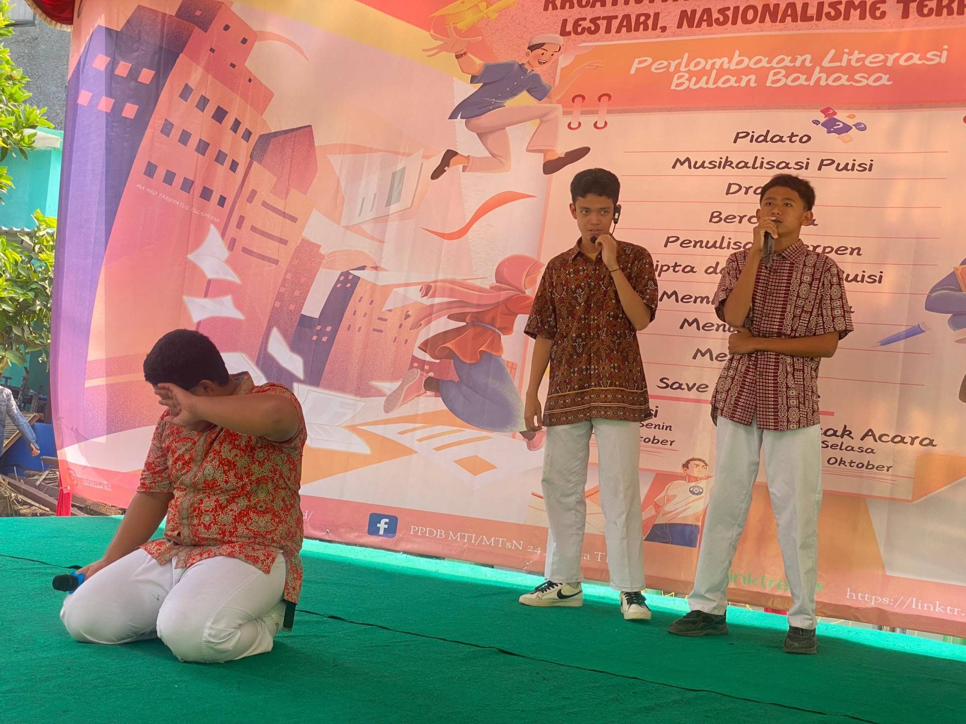 bulan bahasa