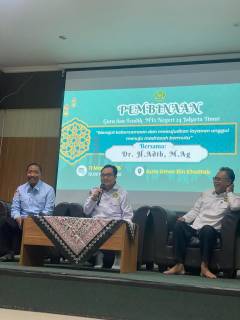 Photo Pembinaan Pegawai & Peresmian Laboratorium IPA-Komputer MTsN 24 Jakarta