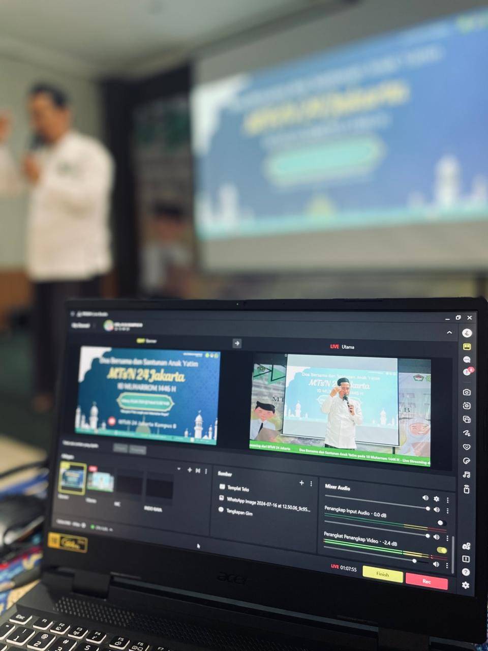 Live streaming acara ini