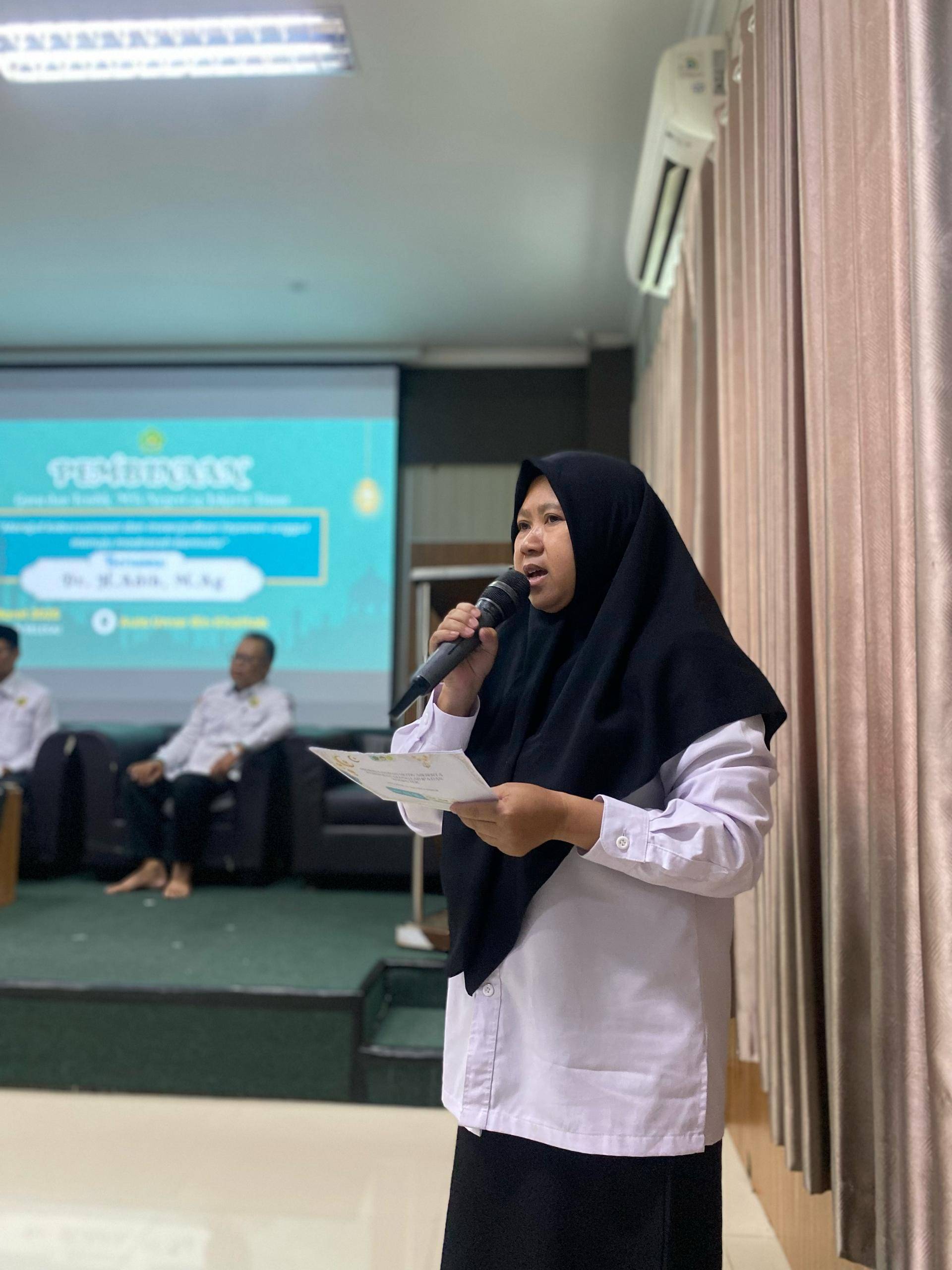 Photo Pembinaan Pegawai & Peresmian Laboratorium IPA-Komputer MTsN 24 Jakarta